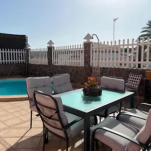 Villa Agradable Con Piscina 4 Dormitorios, San Bartolomé